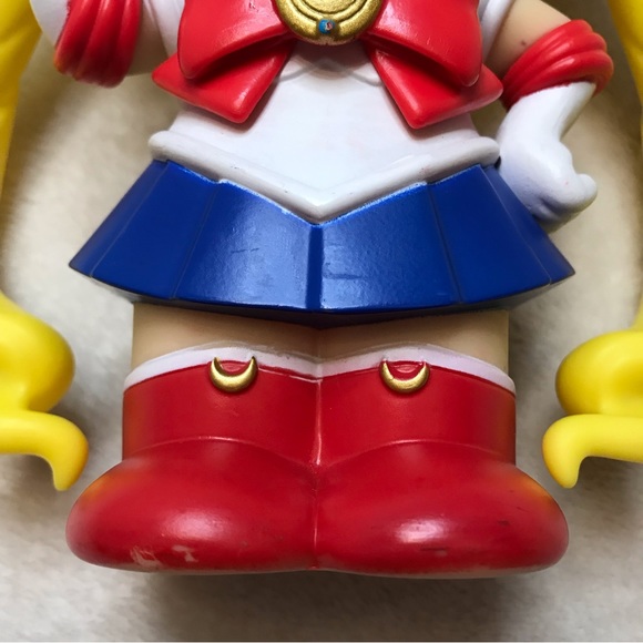 Toei Animation Sailor Moon coin bank hard plastic collectible figurine - Picture 2 of 11